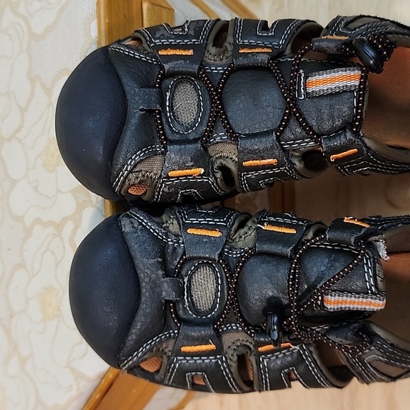 Sonoma Outdoor Summer Sandals - Picture 3 of 7